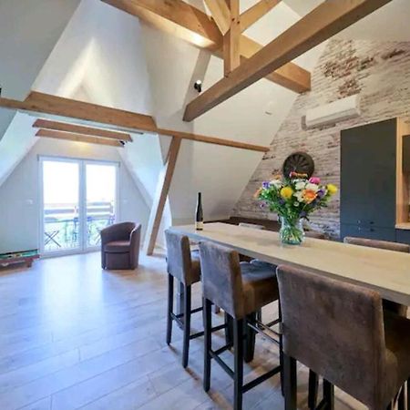 Ferienwohnung Loft Neuf Avec Bain Jacuzzi Et Terrasse Colmar Exterior foto